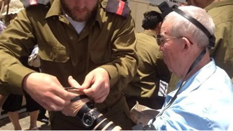 Sderot Holocaust survivors hold bar mitzvah a