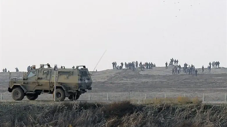 Машина ЦАХАЛа у границ с сектором Газы