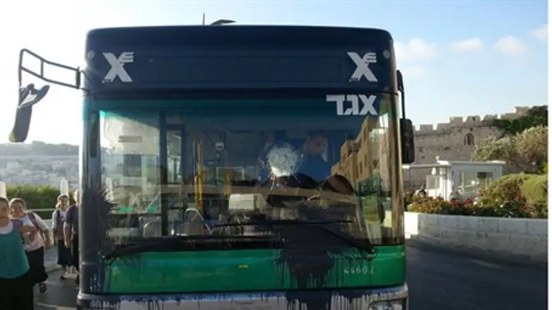 Автобус после нападения террористов