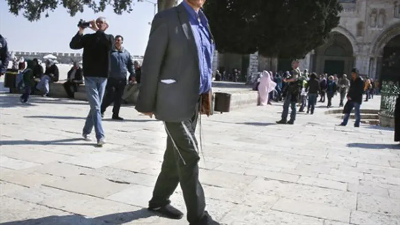 Yehuda Glick on the Temple Mount (file)