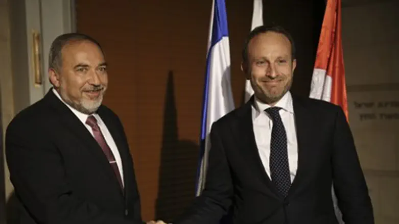 Liberman with Danish Foreign Minister Martin 