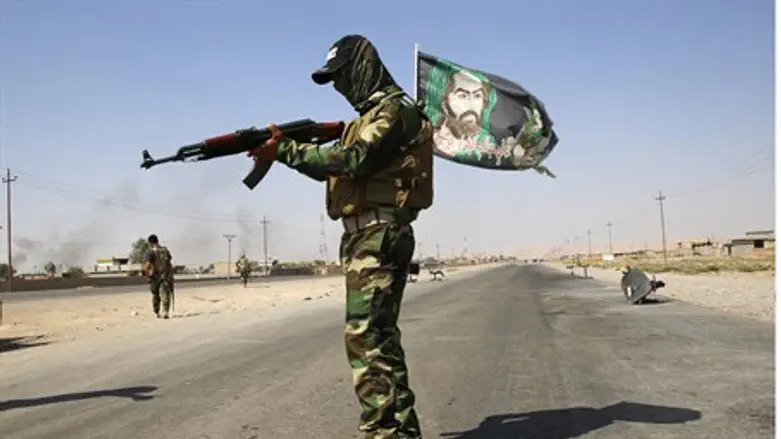 Shia Islamist fighter from the Iraqi Badr Bri