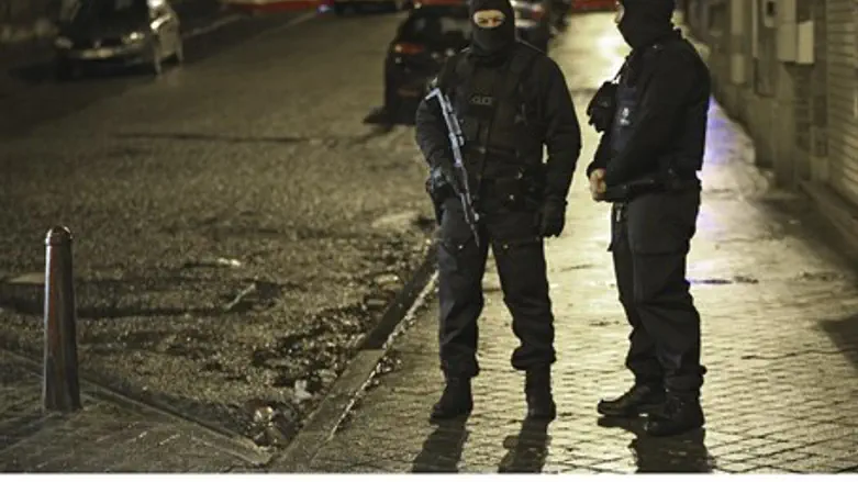 Belgian special forces take part in counter-terror raid in Verviers
