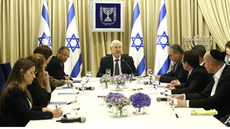 67 MKs have endorsed Netanyahu in talks with Rivlin
