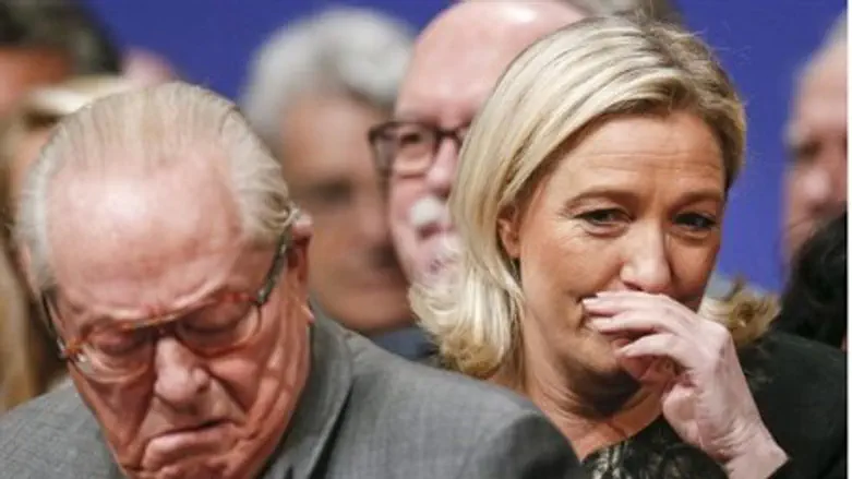Jean Marie (L) and Marine Le Pen 