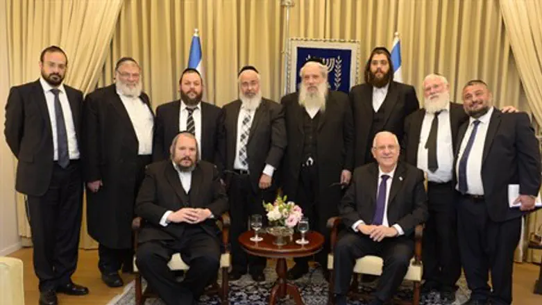 Haredi mayors meet with President Reuven Rivlin