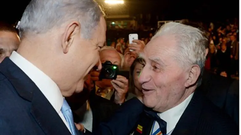 Binyamin Netanyahu with WW2 veteran
