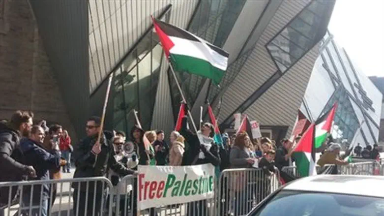הפגנה אנטי ישראלית בטורונטו