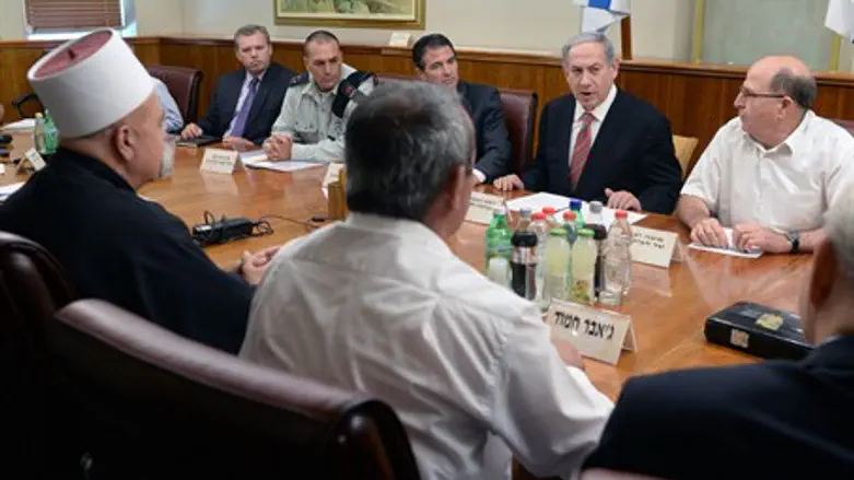 Netanyahu and Yaalon meet Druze leaders