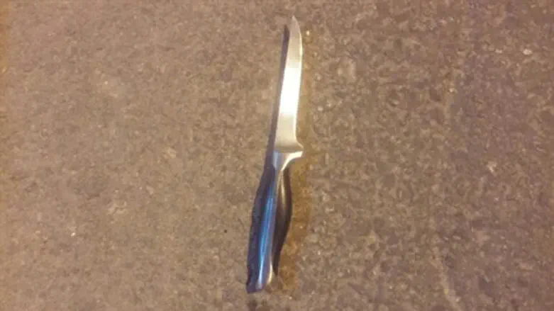 הסכין ששלף המחבל