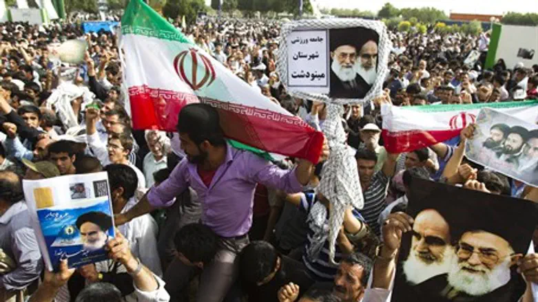 Iranians celebrate nuclear deal in Tehran
