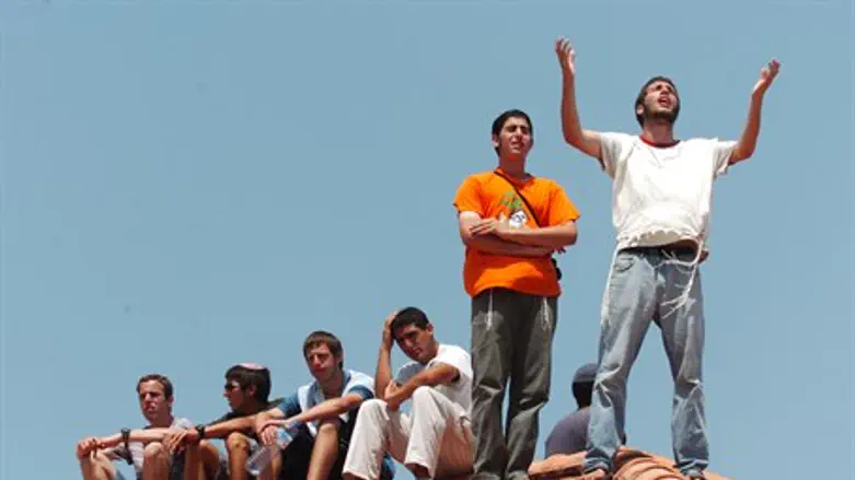 Teens from Gush Katif (file)