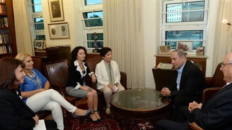 ראש הממשלה נפגש עם "נשים עושות שלום"