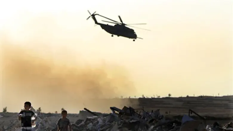 Military helicopter in Sinai (illustrative)