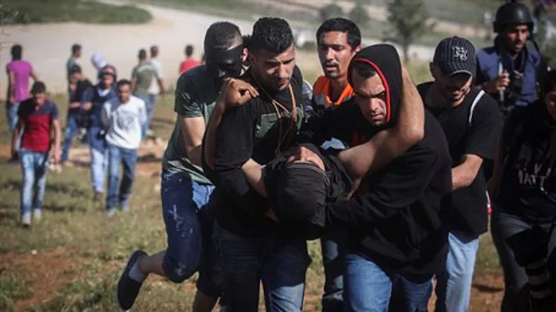 Riots at Ramallah (file)