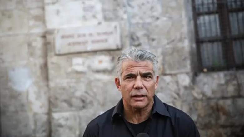 Yair Lapid in Jerusalem's Old City