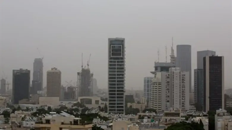 Tel Aviv skyline in haze; Nov. 4, 2015