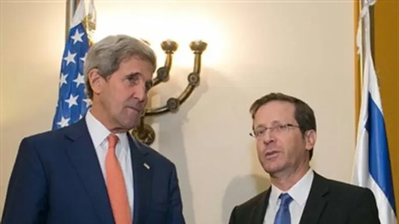 Yitzhak Herzog and John Kerry