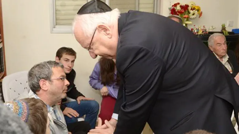 Rivlin with Krigman family