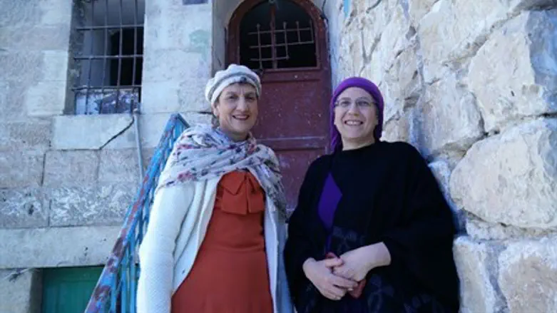 Strook and Mualem-Rafaeli touring Hebron