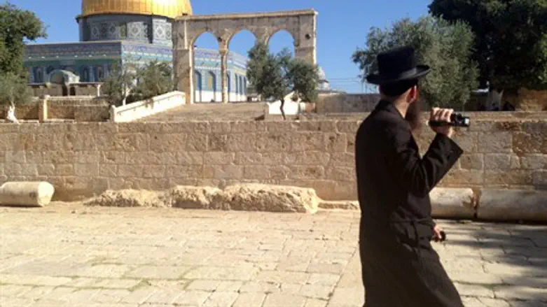 Jewish visitor on the Temple Mount