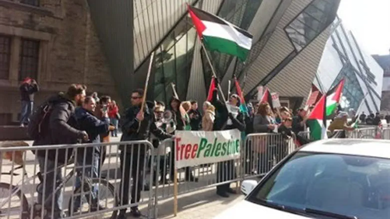Anti-Israel protest in Toronto