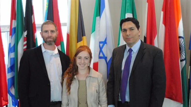 The Meir family and Ambassador Danon at the UN
