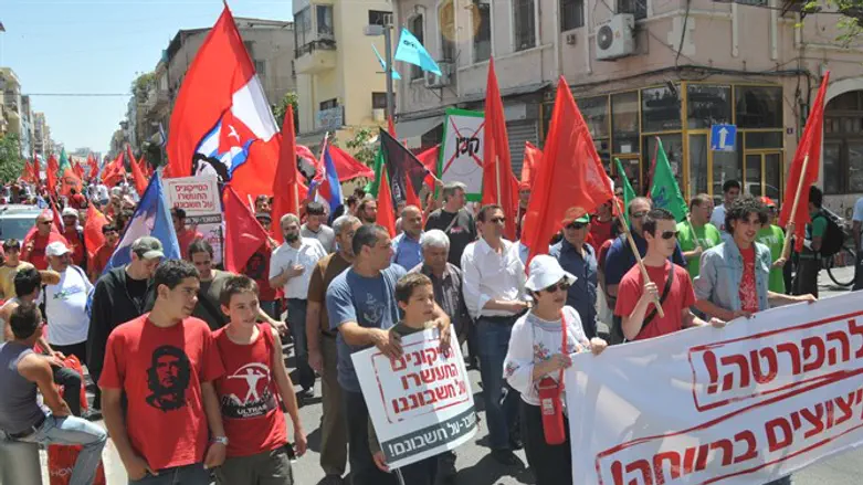 מהפכת הפועלים שעליה כתב מרקס ממשיכה להתרחק. מצעד ה-1 במאי בתל אביב
