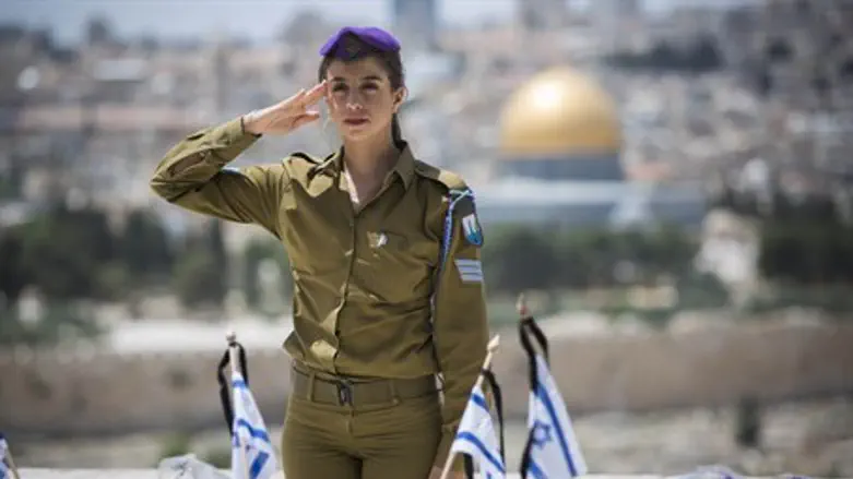 Flag-laying ceremony for fallen Israeli solidiers in Jerusalem on Memorial Day eve