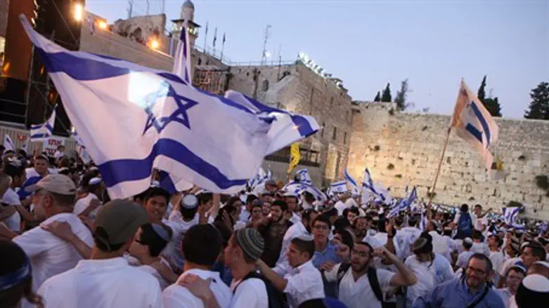 Евреи у Стены Плача в Иерусалиме(Иллюстрация)