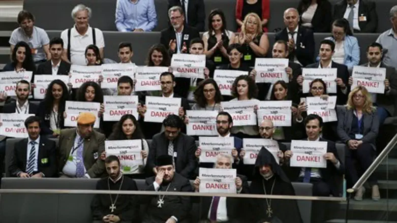 Armenians say "thank you" in German parliament for genocide recognition