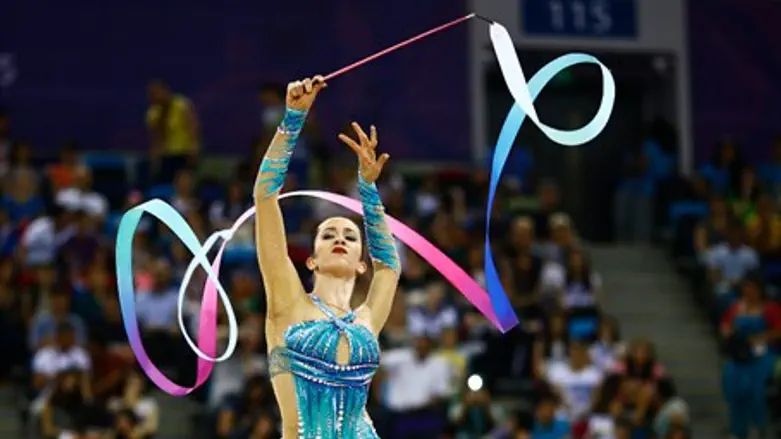 Israel’s Neta Rivkin competes at rhythmic gymnastics final in 2015