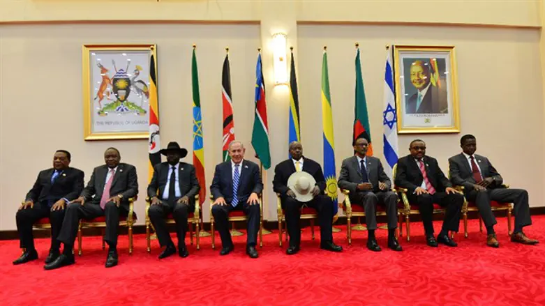 נתניהו עם שבעת המנהיגים מאפריקה