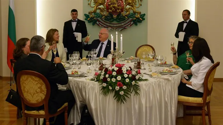 ארוחת הערב הרשמית אצל נשיא בולגריה