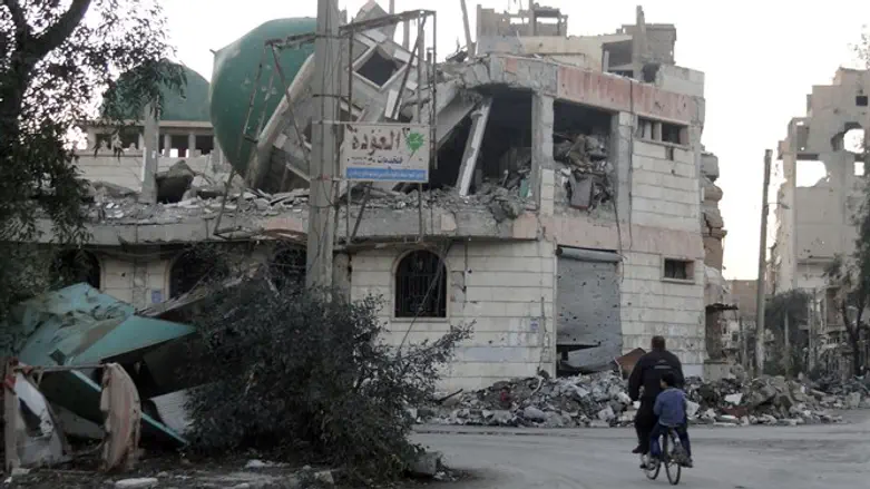 Destruction in Deir Ezzor