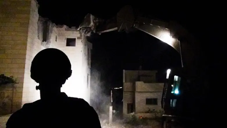 Army demolishes homes of Sarona terrorists