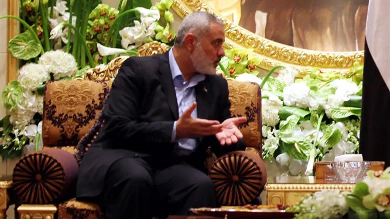 UAE president meets Hamas leader Ismail Haniyeh
