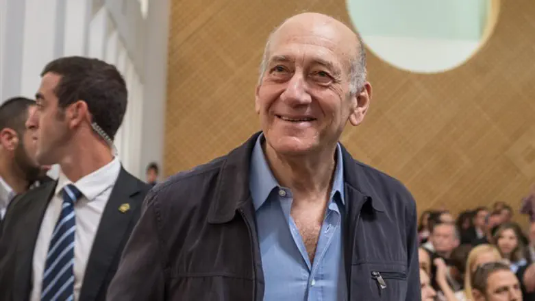 Ehud Olmert in court
