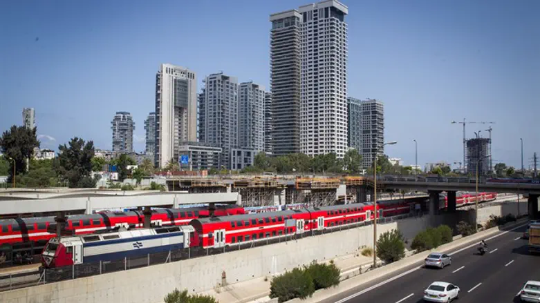 Train work in Tel Aviv.