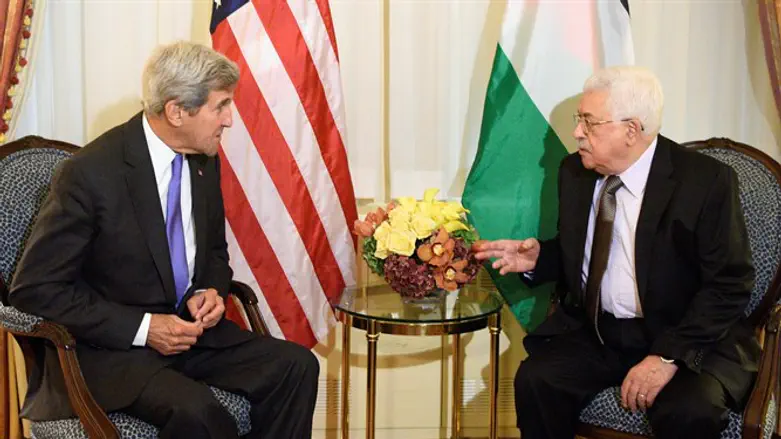 Kerry and Abbas meet in New York