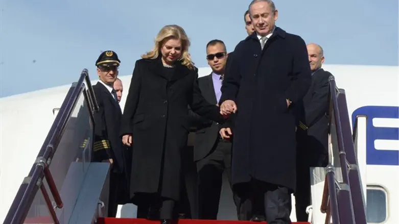 Биньямин Нетаньяху с супругой прибыли в Азербайджан