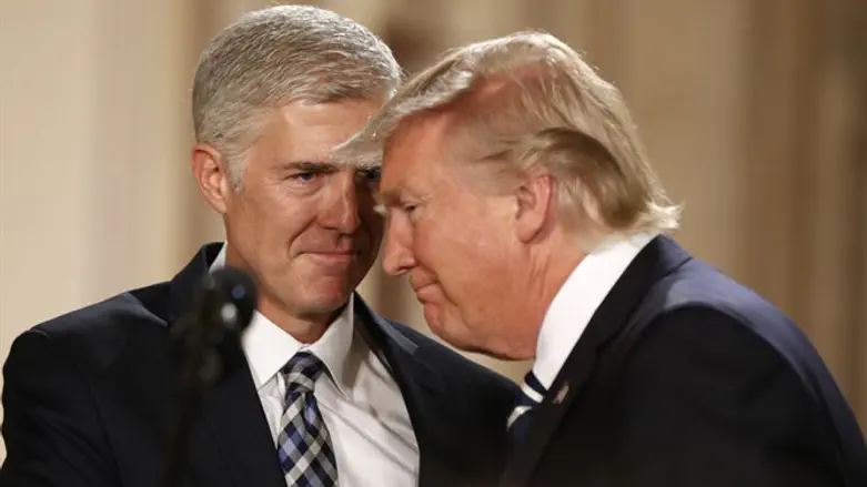 On nukes, liars, obstructocrats and phonies: Making SCOTUS great again