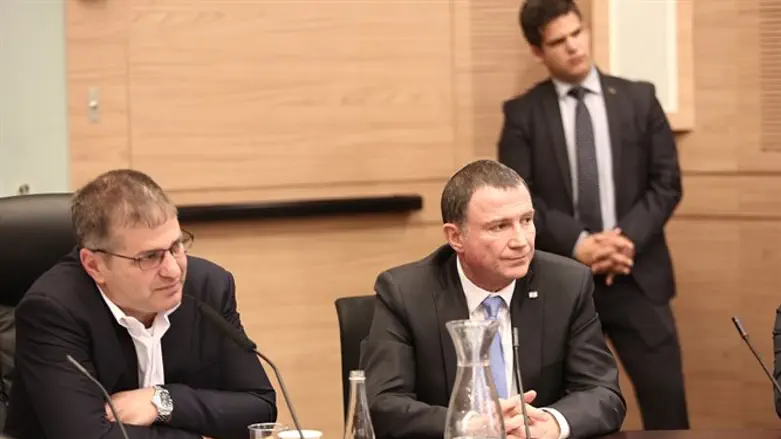Yuli Edelstein at a Knesset meeting