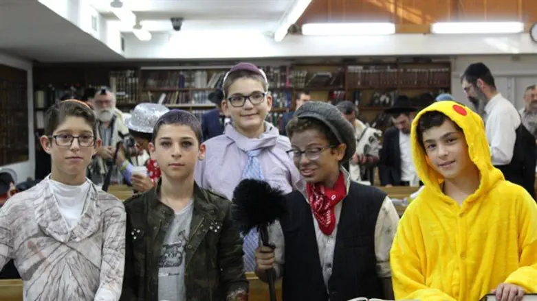 Purim at Yeshivah - Beth Rivkah Colleges