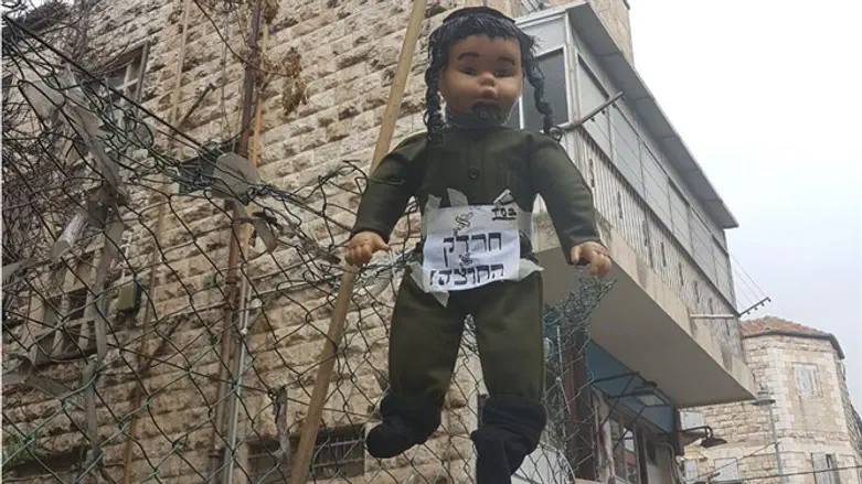effigy of haredi soldiers