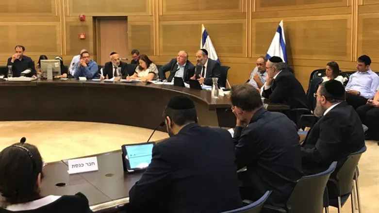 Knesset discusses infiltrators