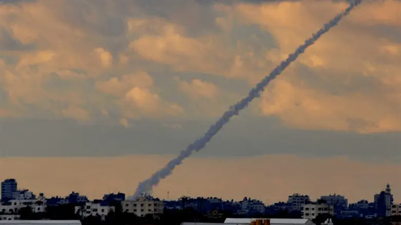 Ракетный залп из сектора Газы. Иллюстрация