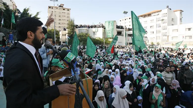 Musheir al-Masri delivers speech during rally organized by Hamas in Gaza 