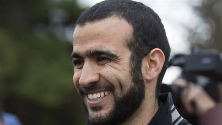 עומר חאדר בשחרורו, 2015