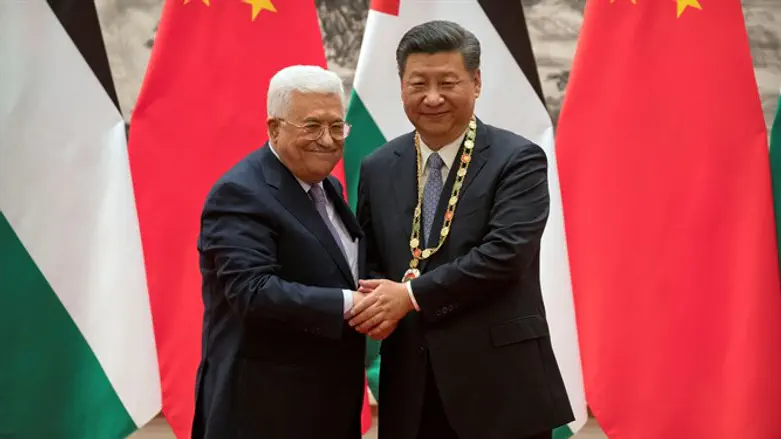 Mahmoud Abbas and Xi Jinping